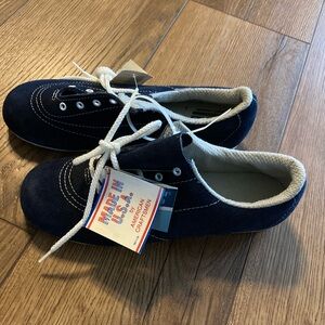 sliders vintage women’s bowling blue suede shoes size 8.5 new